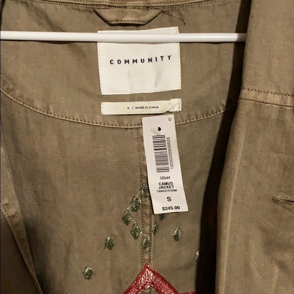 Community jacket - Picture 2 of 3